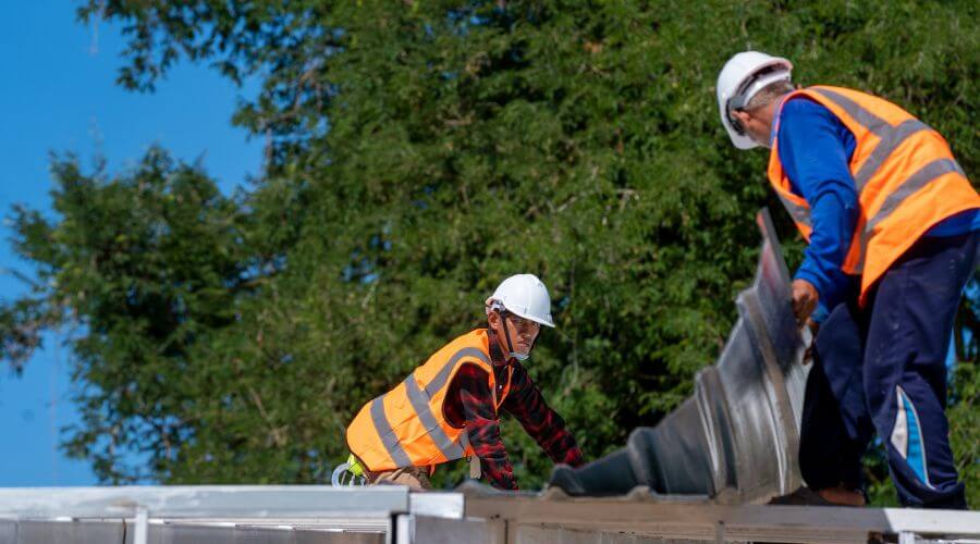 Expert Emergency Roof Repairs services in Cos Cob, CT